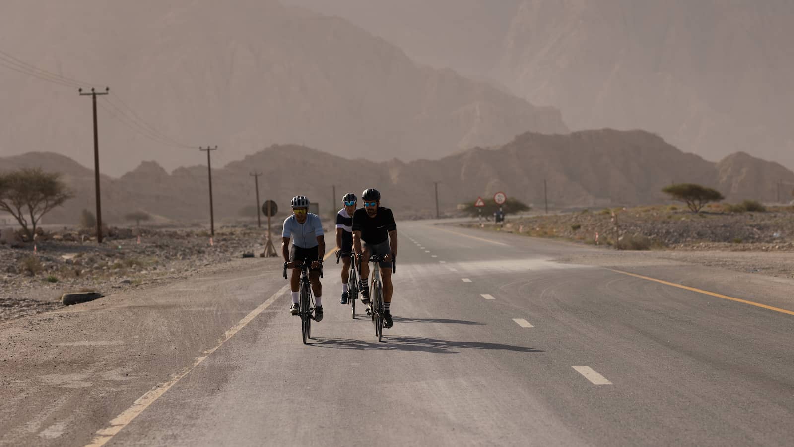 Jebel Jais – A Mountain in the Desert | Café du Cycliste